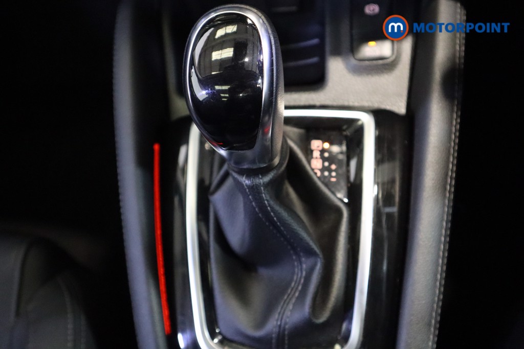 Nissan Qashqai Tekna Automatic Diesel SUV - Stock Number (1587737) - 33rd supplementary image