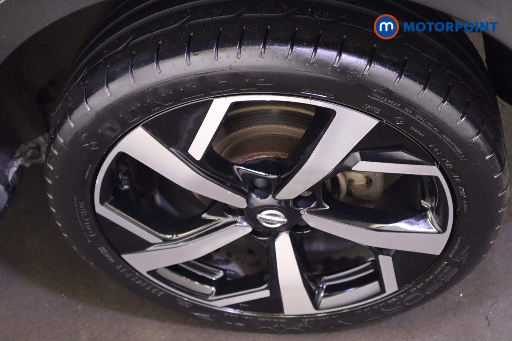 Nissan Qashqai Tekna Automatic Diesel SUV - Stock Number (1587737) - 37th supplementary image