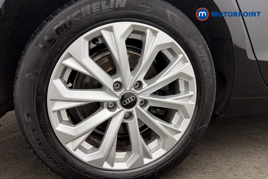 Audi A4 Technik Automatic Petrol Saloon - Stock Number (1587793) - 10th supplementary image