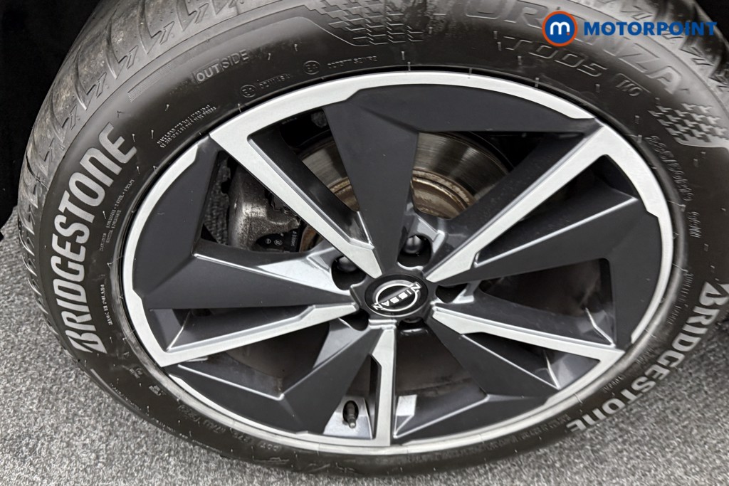 Nissan Qashqai Tekna Automatic Petrol SUV - Stock Number (1587949) - 32nd supplementary image