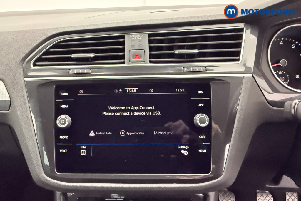 Volkswagen Tiguan Life Manual Petrol SUV - Stock Number (1587994) - 10th supplementary image