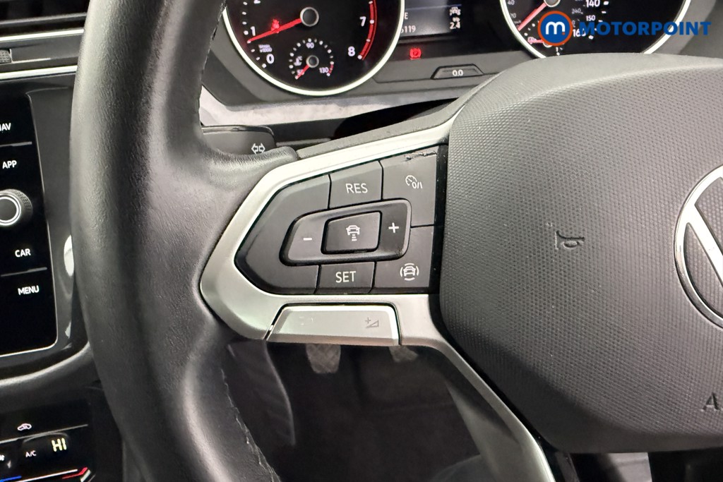 Volkswagen Tiguan Life Manual Petrol SUV - Stock Number (1587994) - 14th supplementary image