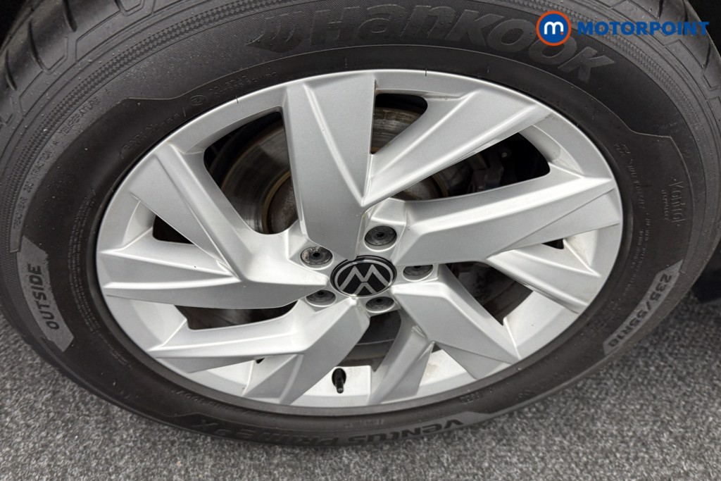 Volkswagen Tiguan Life Manual Petrol SUV - Stock Number (1587994) - 32nd supplementary image