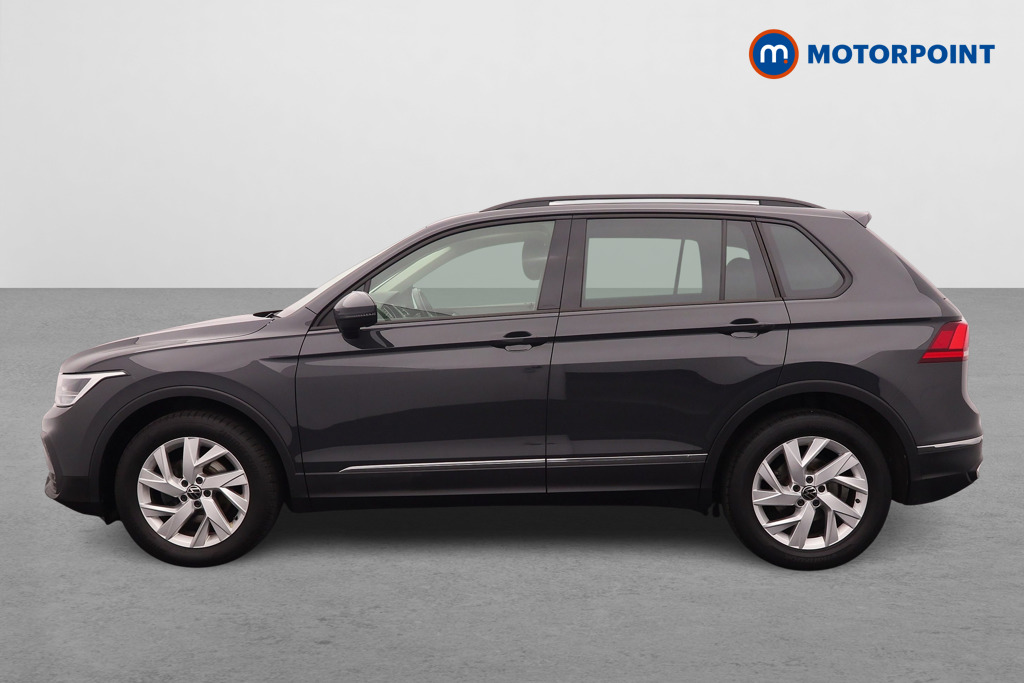 Volkswagen Tiguan Life Manual Petrol SUV - Stock Number (1587994) - Passenger side
