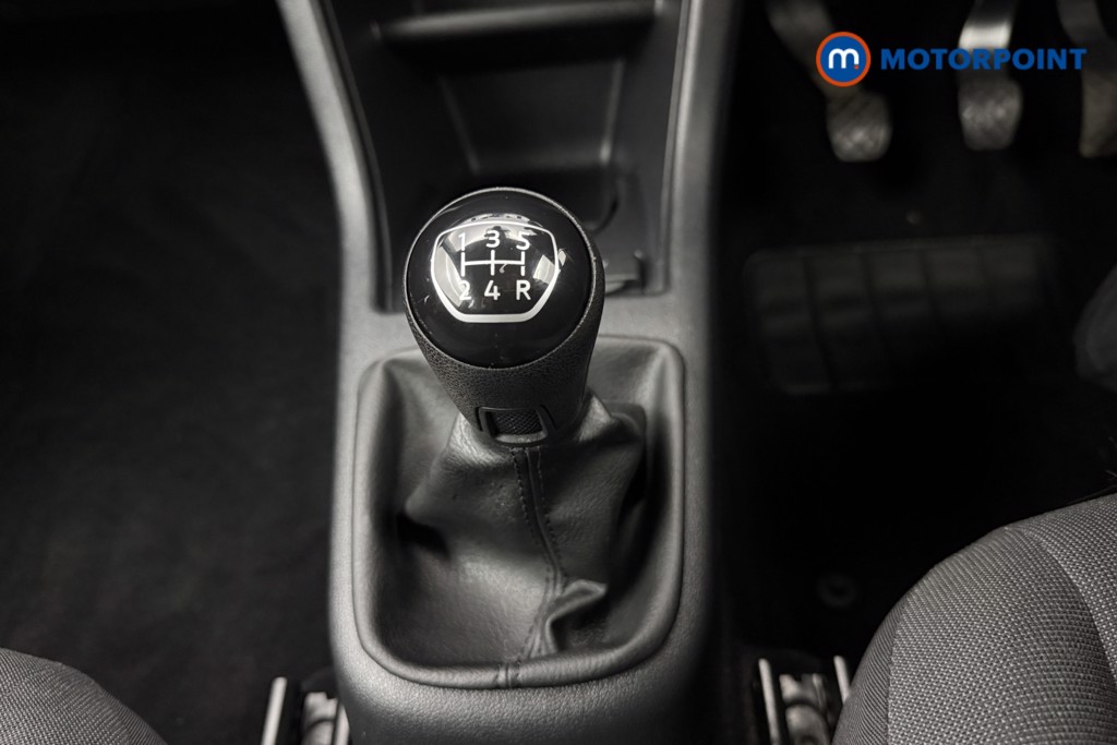 Volkswagen UP UP Manual Petrol Hatchback - Stock Number (1588041) - 5th supplementary image