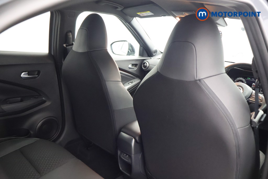 Nissan Juke N-Connecta Automatic Petrol SUV - Stock Number (1588655) - 18th supplementary image