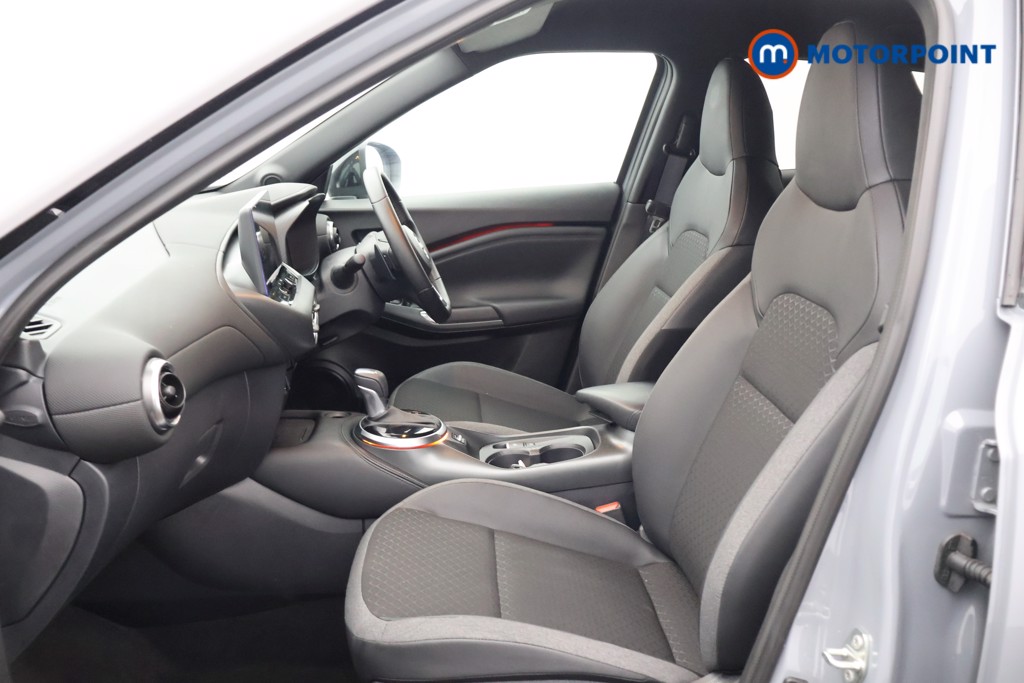 Nissan Juke N-Connecta Automatic Petrol SUV - Stock Number (1588655) - 21st supplementary image