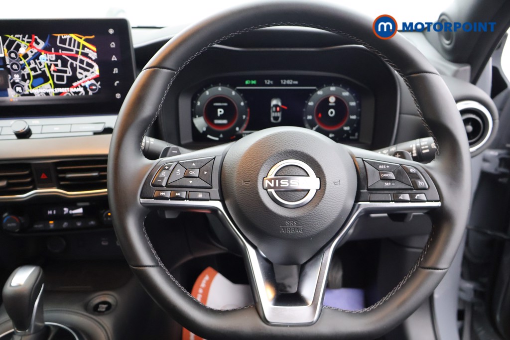 Nissan Juke N-Connecta Automatic Petrol SUV - Stock Number (1588655) - 1st supplementary image