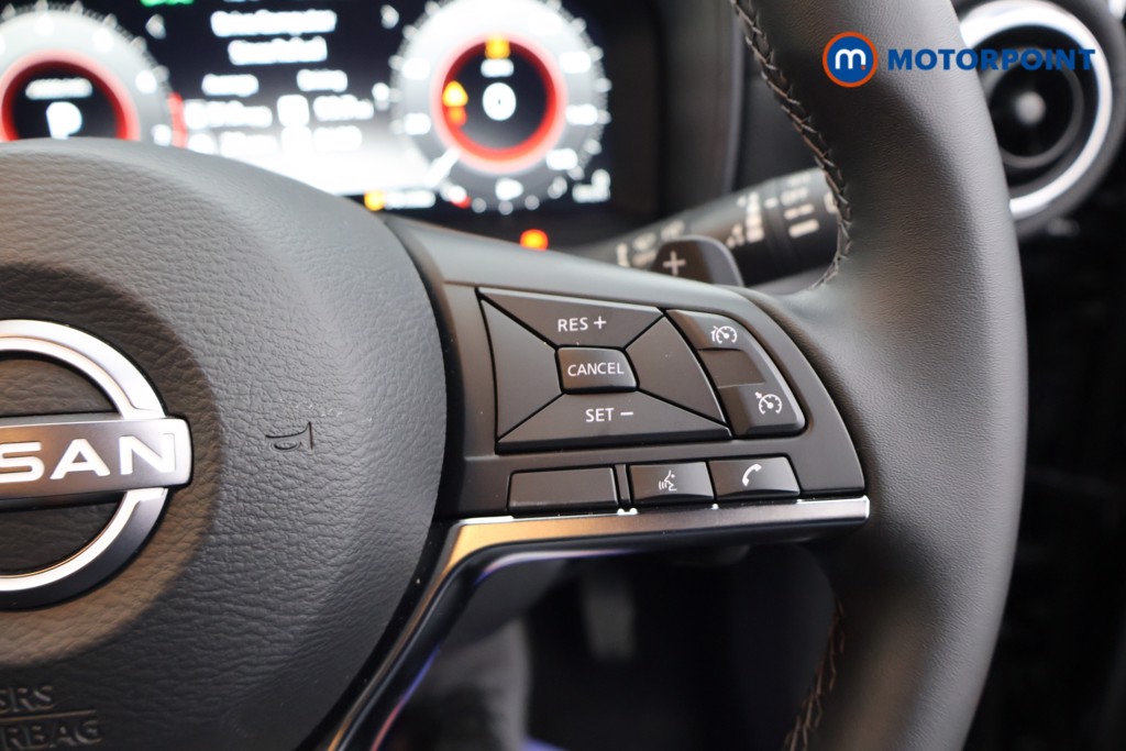 Nissan Juke N-Connecta Automatic Petrol SUV - Stock Number (1588656) - 3rd supplementary image