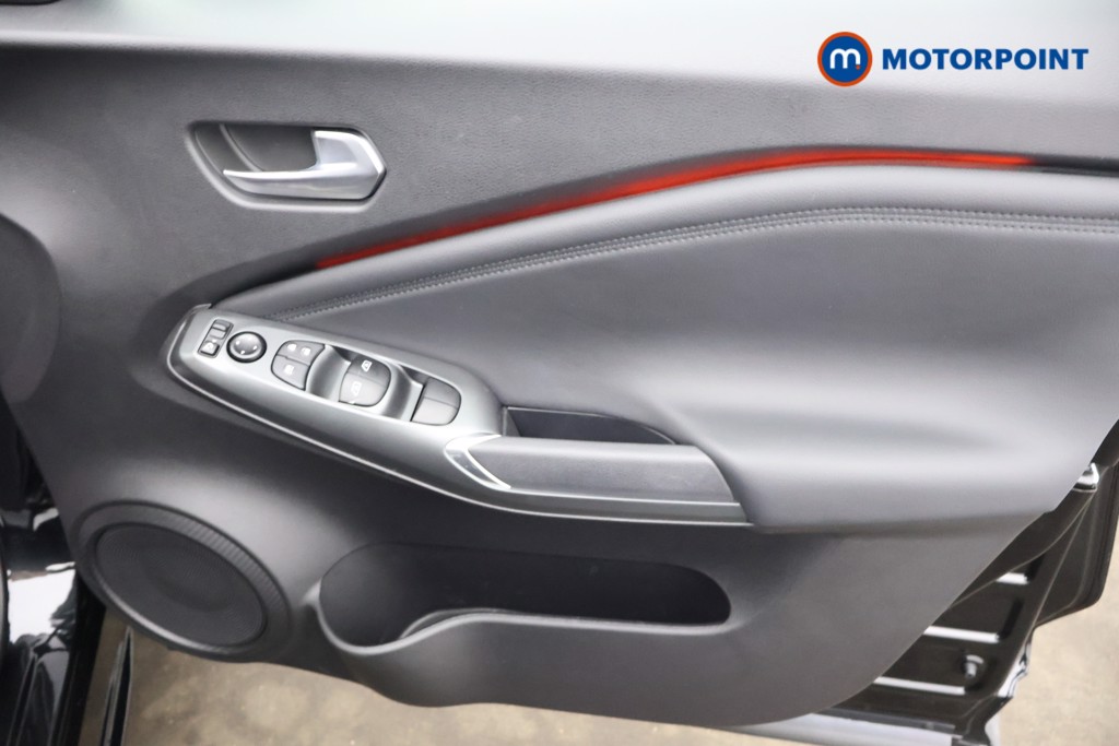 Nissan Juke N-Connecta Automatic Petrol SUV - Stock Number (1588656) - 15th supplementary image