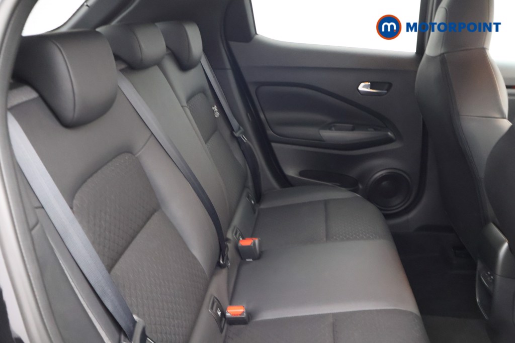 Nissan Juke N-Connecta Automatic Petrol SUV - Stock Number (1588656) - 18th supplementary image