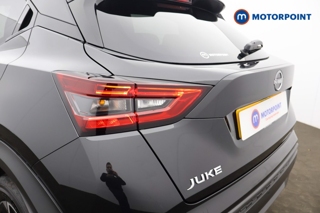 Nissan Juke N-Connecta Automatic Petrol SUV - Stock Number (1588656) - 24th supplementary image