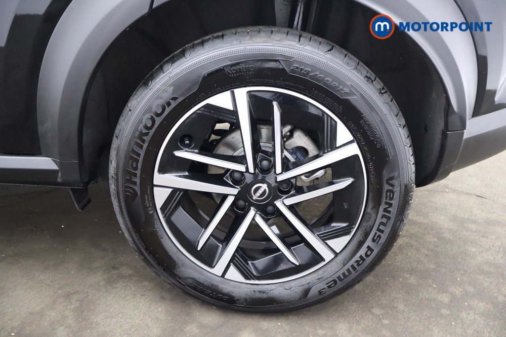 Nissan Juke N-Connecta Automatic Petrol SUV - Stock Number (1588656) - 32nd supplementary image