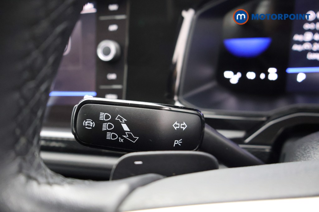 Volkswagen Polo Life Automatic Petrol Hatchback - Stock Number (1588657) - 5th supplementary image