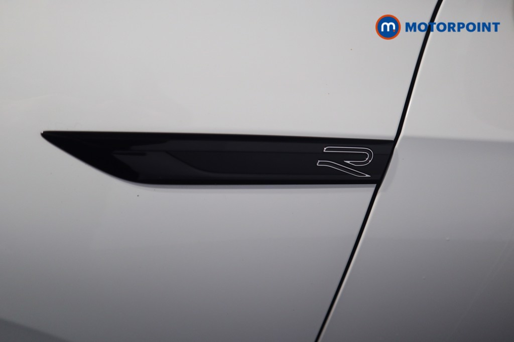 Volkswagen Golf R-Line Manual Petrol Hatchback - Stock Number (1588669) - 30th supplementary image