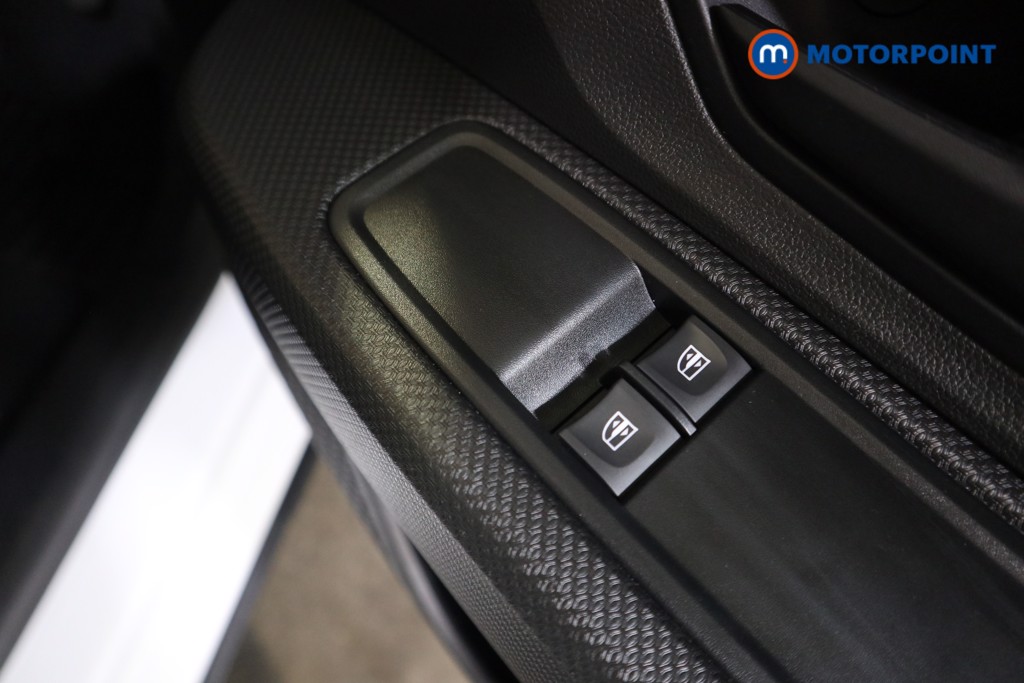 Dacia Sandero Stepway Essential Manual Petrol Hatchback - Stock Number (1588791) - 10th supplementary image