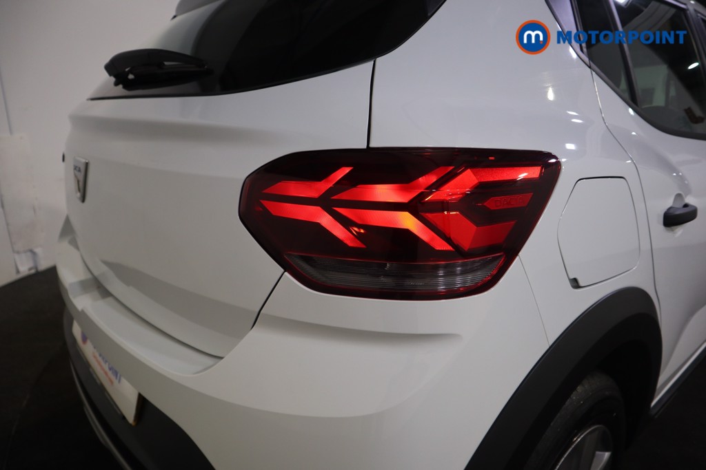 Dacia Sandero Stepway Essential Manual Petrol Hatchback - Stock Number (1588791) - 21st supplementary image