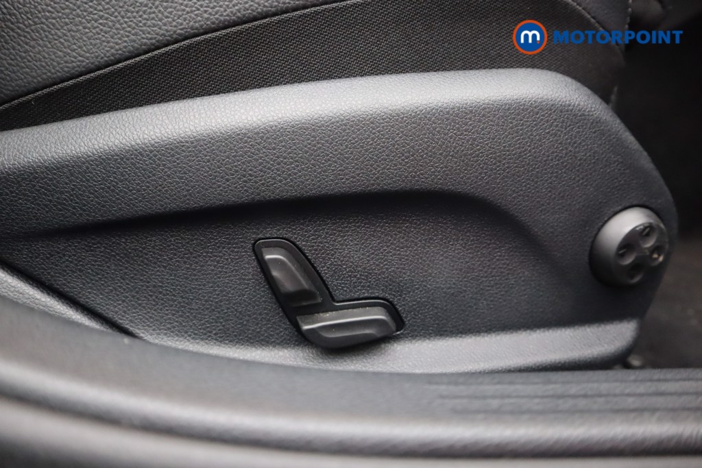 Mercedes-Benz C Class Sport Automatic Petrol Estate - Stock Number (1588865) - 26th supplementary image