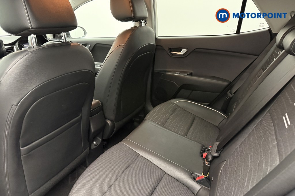 KIA Stonic Gt-Line Manual Petrol SUV - Stock Number (1588944) - 4th supplementary image