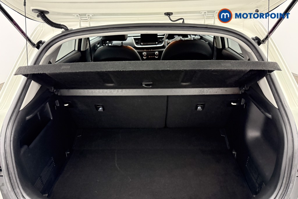 KIA Stonic Gt-Line Manual Petrol SUV - Stock Number (1588944) - 7th supplementary image