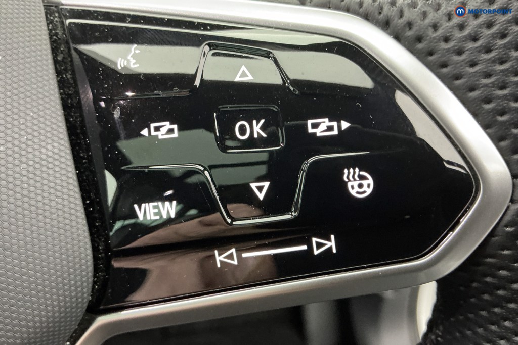 Volkswagen Tiguan R-Line Automatic Petrol SUV - Stock Number (1589040) - 20th supplementary image