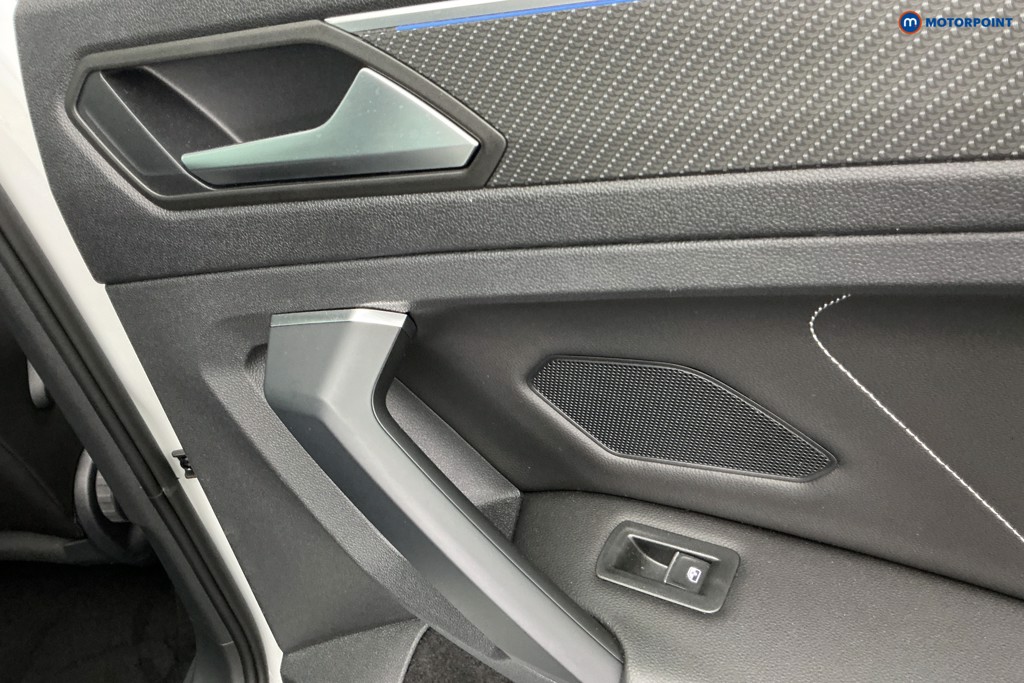 Volkswagen Tiguan R-Line Automatic Petrol SUV - Stock Number (1589040) - 26th supplementary image