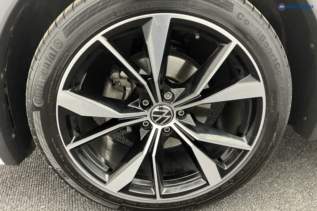 Volkswagen Tiguan R-Line Automatic Petrol SUV - Stock Number (1589040) - 35th supplementary image