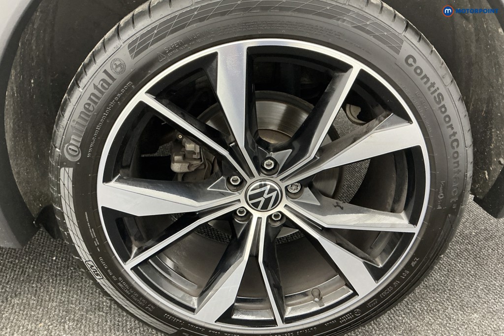Volkswagen Tiguan R-Line Automatic Petrol SUV - Stock Number (1589040) - 36th supplementary image