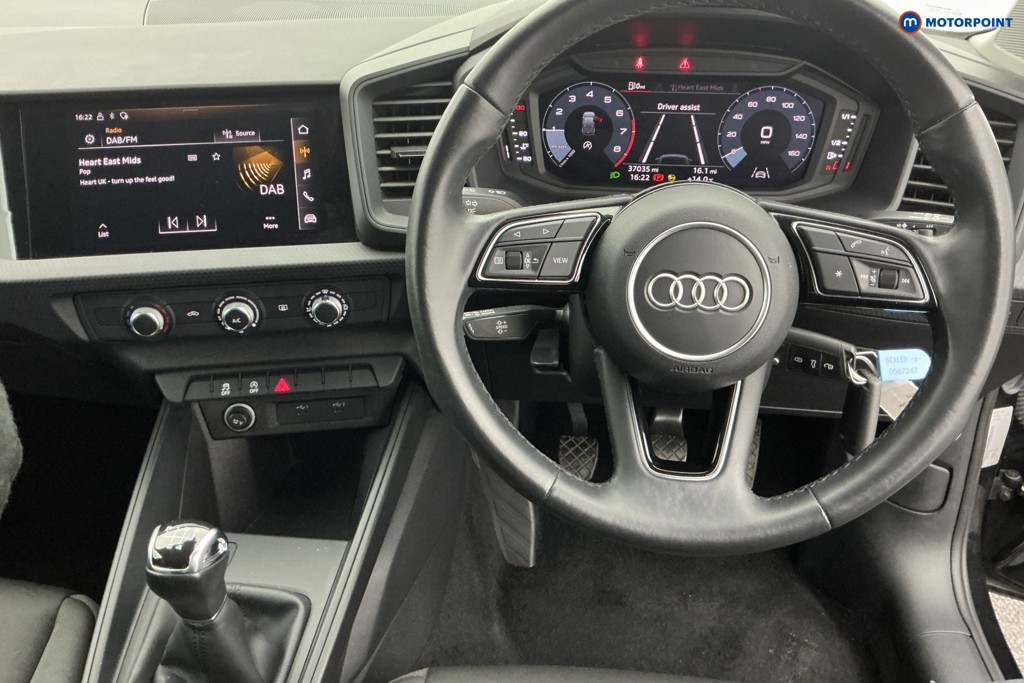 Audi A1 Technik Manual Petrol Hatchback - Stock Number (1589165) - 1st supplementary image