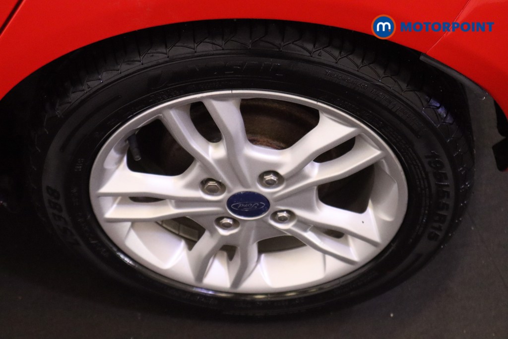 Ford Fiesta Zetec Manual Petrol Hatchback - Stock Number (1589204) - 9th supplementary image