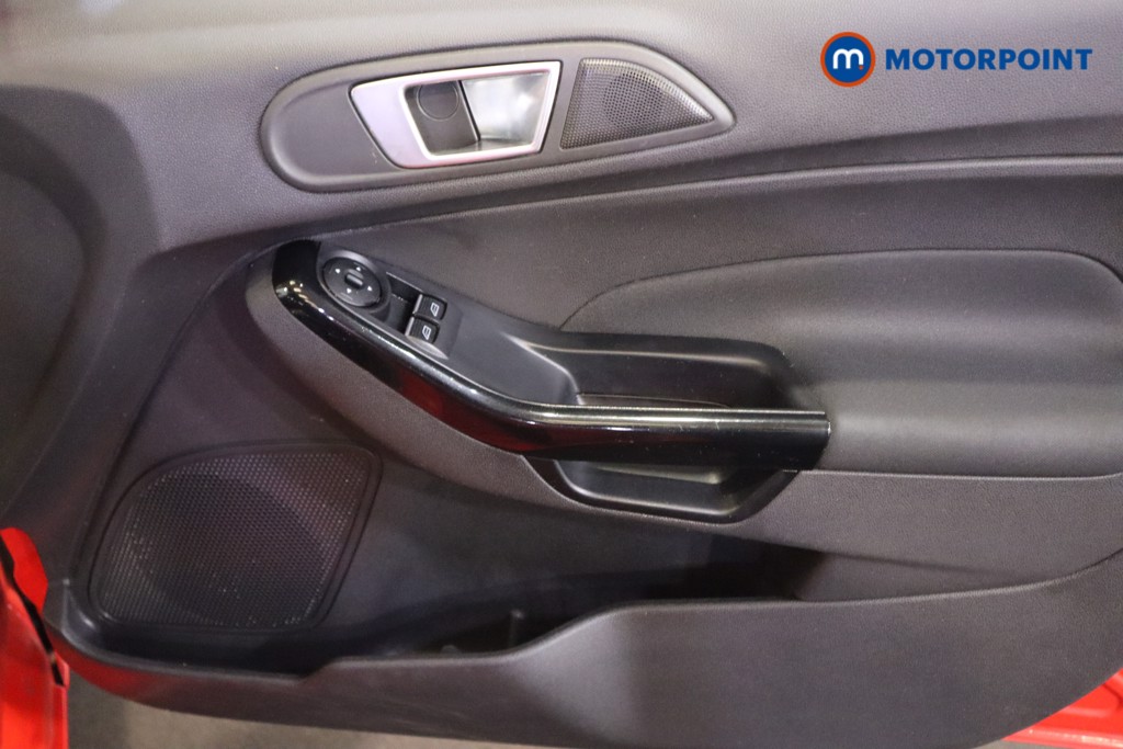 Ford Fiesta Zetec Manual Petrol Hatchback - Stock Number (1589204) - 13th supplementary image