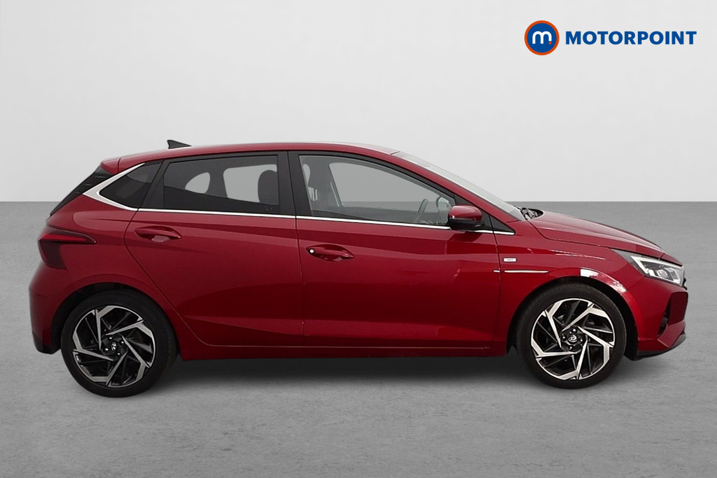 Hyundai I20 Premium Automatic Petrol Hatchback - Stock Number (1589270) - Drivers side