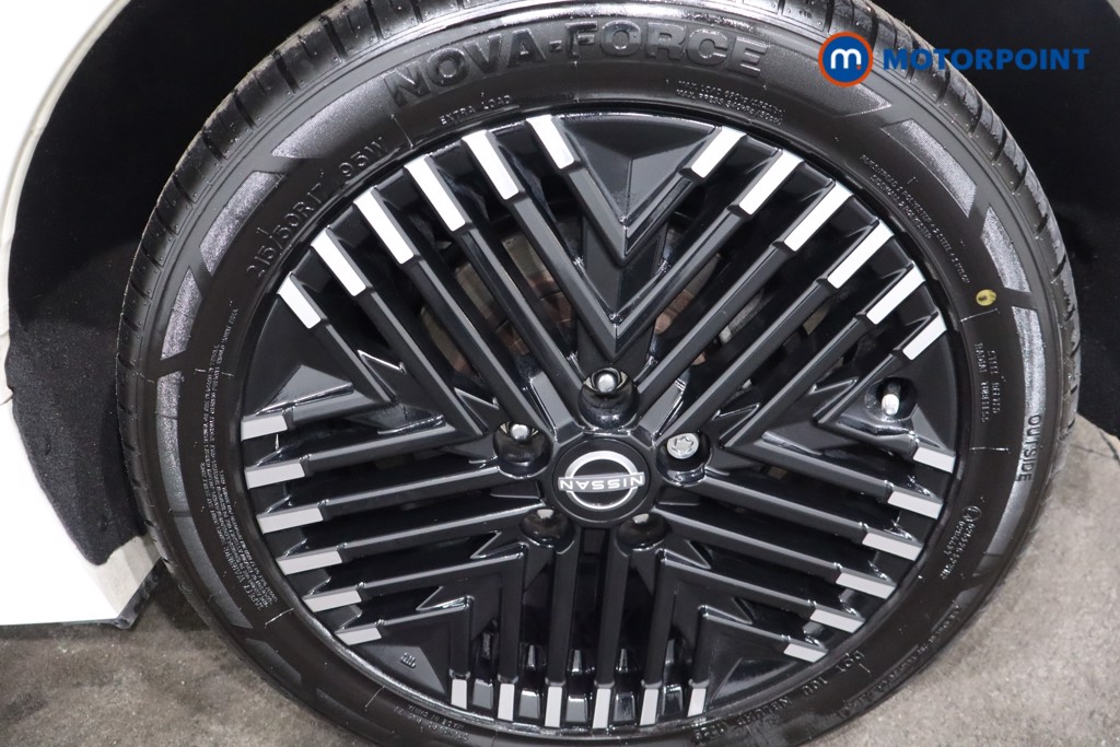 Nissan Leaf N-Connecta Automatic Electric Hatchback - Stock Number (1589320) - 12th supplementary image