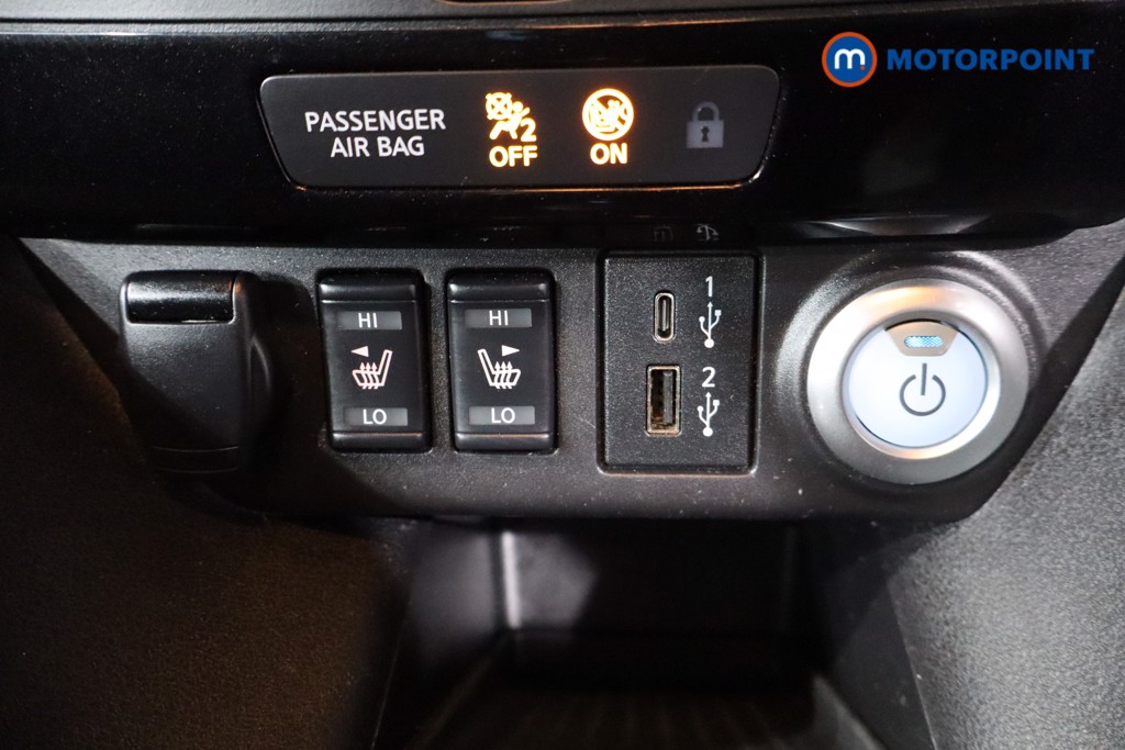 Nissan Leaf N-Connecta Automatic Electric Hatchback - Stock Number (1589320) - 17th supplementary image