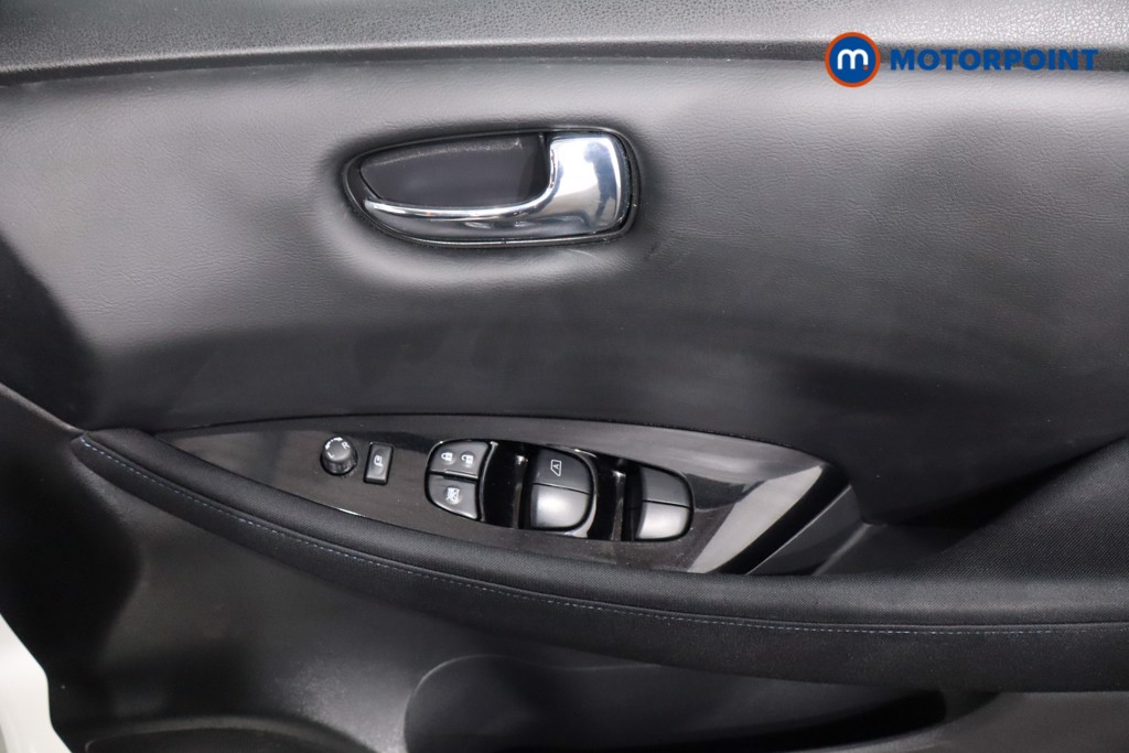 Nissan Leaf N-Connecta Automatic Electric Hatchback - Stock Number (1589320) - 22nd supplementary image