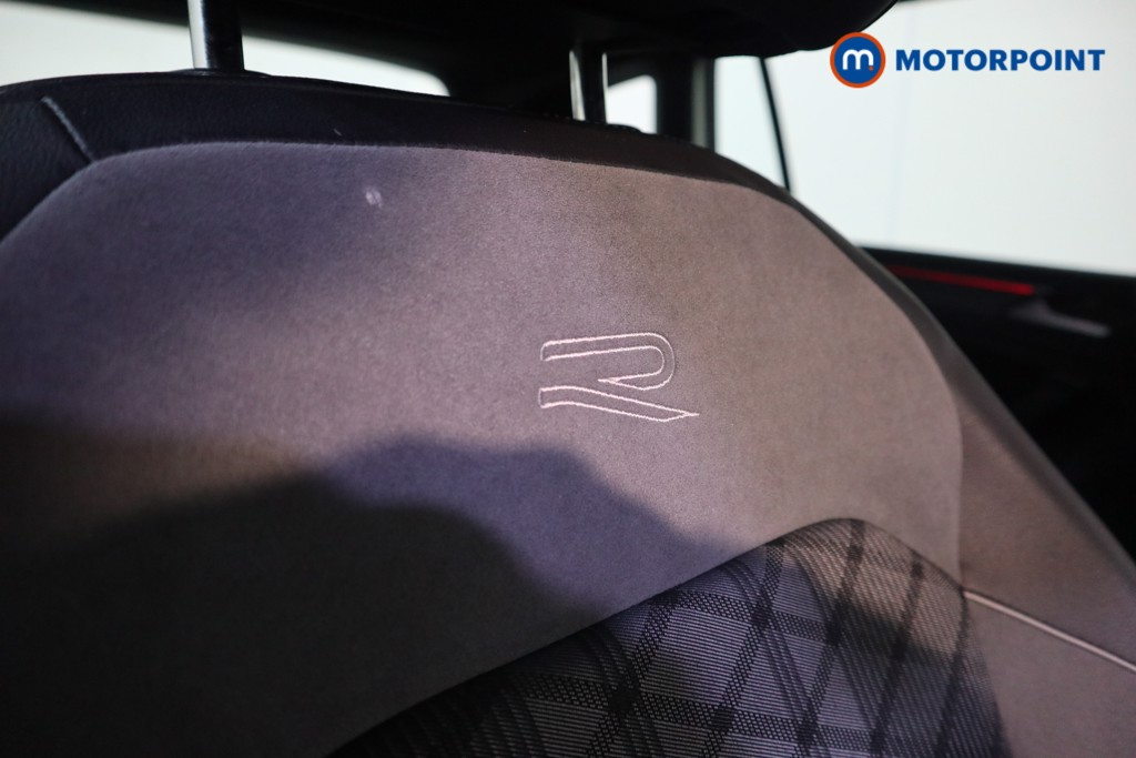 Volkswagen Tiguan R-Line Automatic Diesel SUV - Stock Number (1589322) - 19th supplementary image