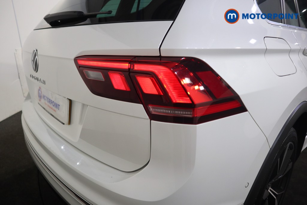 Volkswagen Tiguan R-Line Automatic Diesel SUV - Stock Number (1589322) - 31st supplementary image