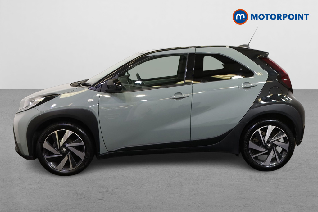 Toyota Aygo X Edge Manual Petrol Hatchback - Stock Number (1589425) - Passenger side