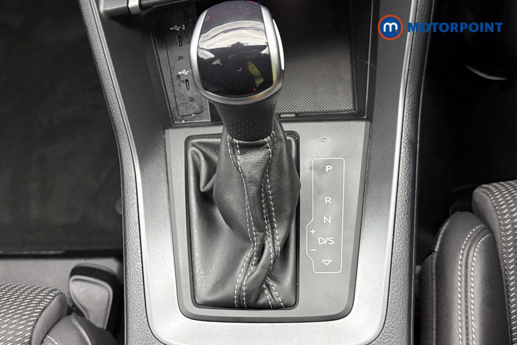 Audi Q3 Black Edition Automatic Diesel SUV - Stock Number (1589649) - 18th supplementary image