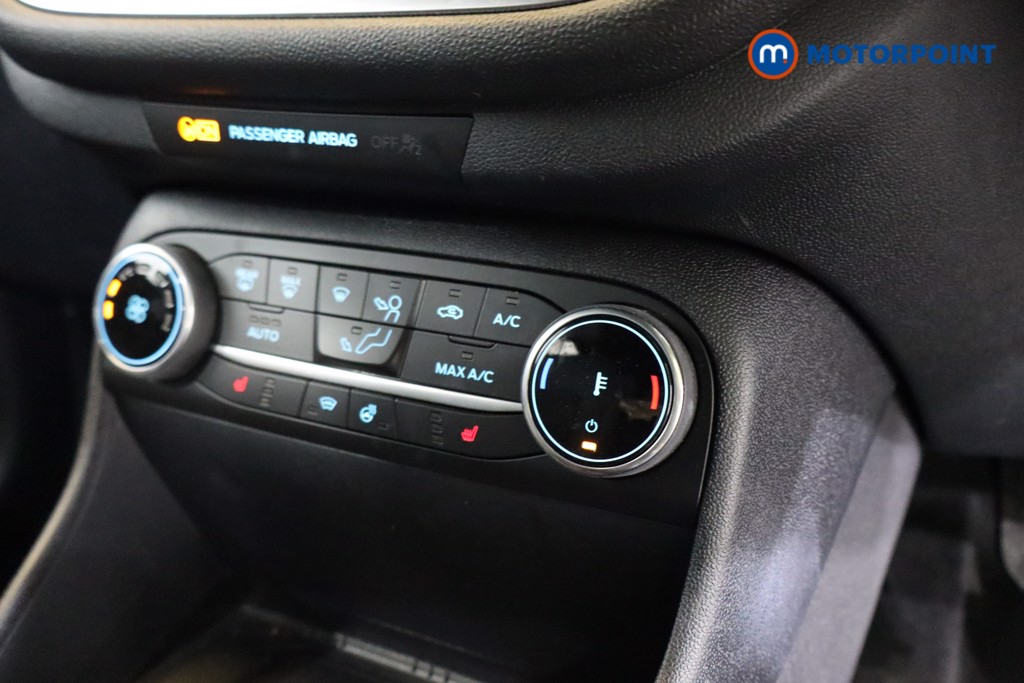 Ford Fiesta St-Line Vignale Manual Petrol Hatchback - Stock Number (1589666) - 6th supplementary image