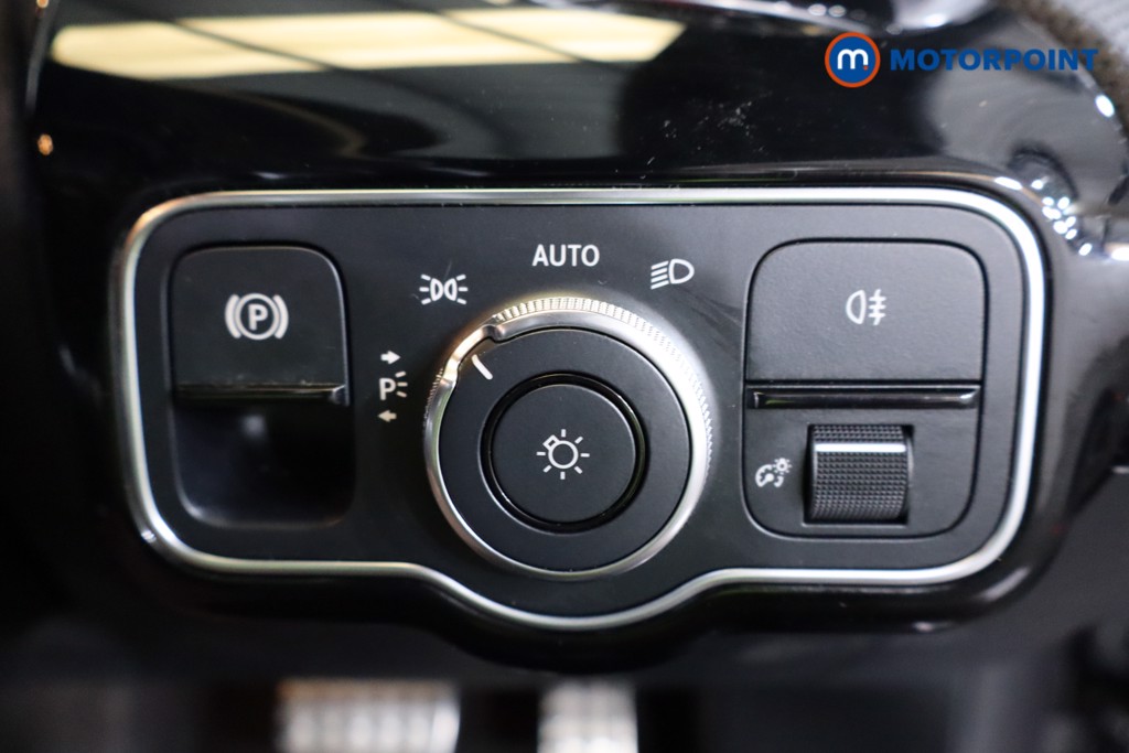 Mercedes-Benz CLA Amg Line Automatic Petrol Coupe - Stock Number (1589689) - 17th supplementary image