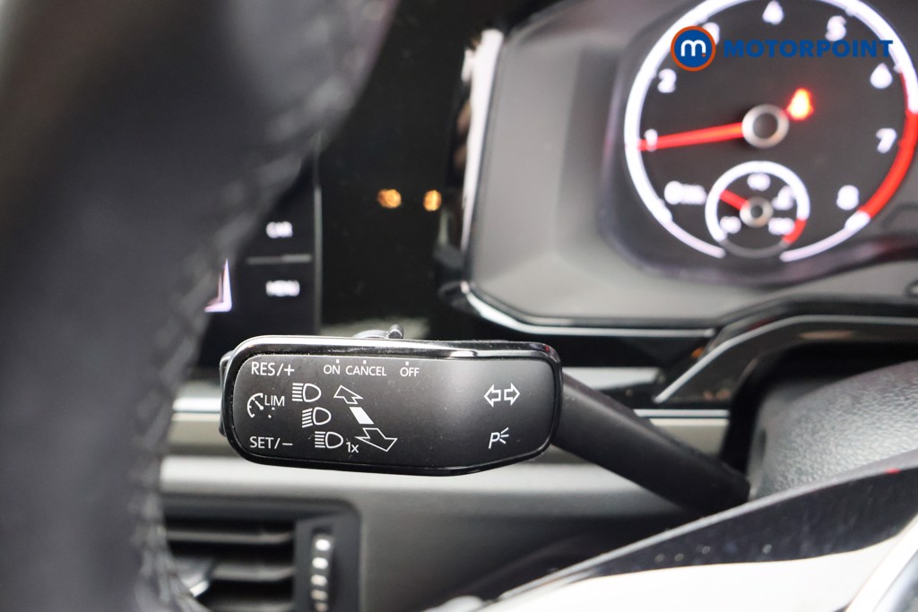 Volkswagen Polo Match Manual Petrol Hatchback - Stock Number (1589833) - 5th supplementary image