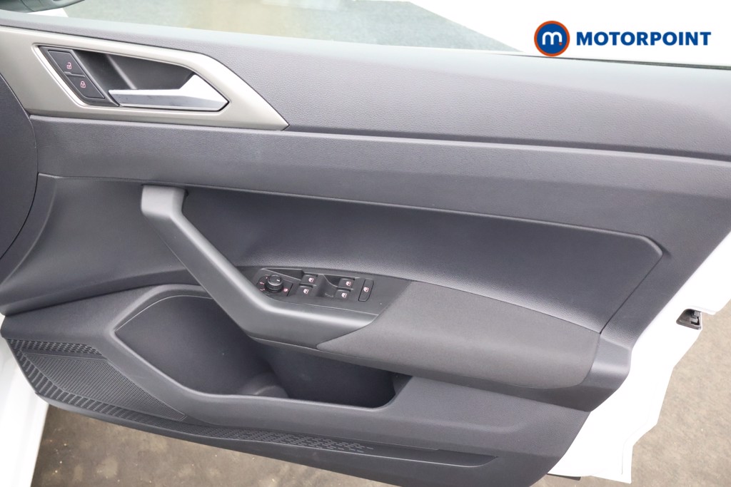 Volkswagen Polo Match Manual Petrol Hatchback - Stock Number (1589833) - 14th supplementary image