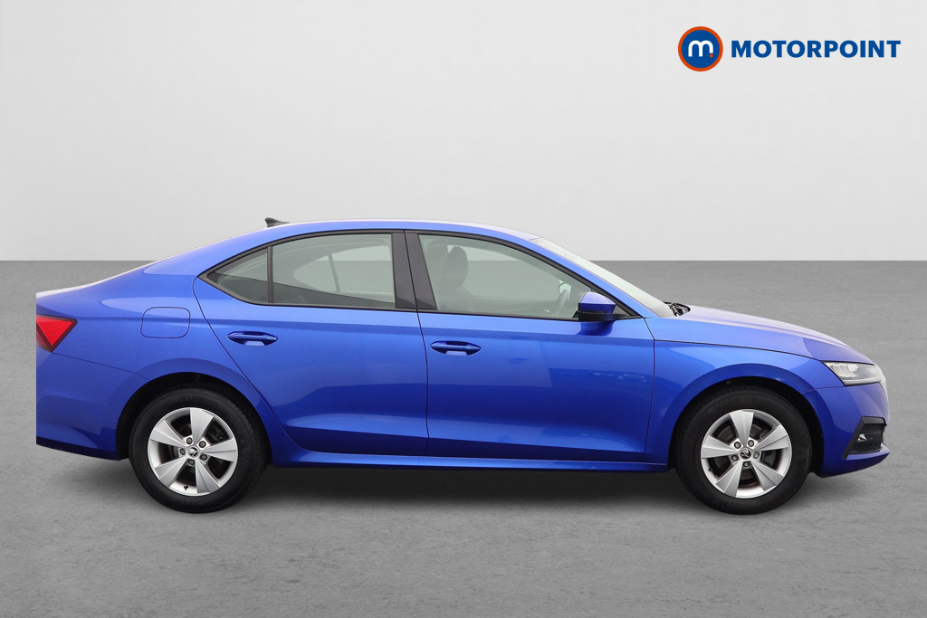 Skoda Octavia Se First Edition Manual Petrol Hatchback - Stock Number (1589886) - Drivers side