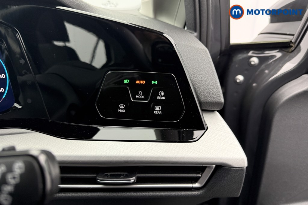 Volkswagen Golf Life Manual Petrol Hatchback - Stock Number (1589888) - 14th supplementary image