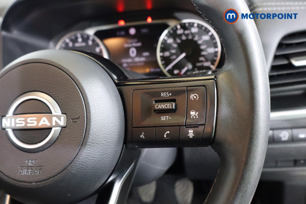 Nissan Qashqai Acenta Premium Manual Petrol SUV - Stock Number (1590020) - 4th supplementary image