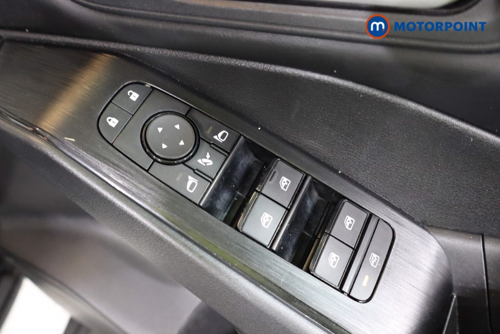 Nissan Qashqai Acenta Premium Manual Petrol SUV - Stock Number (1590020) - 9th supplementary image