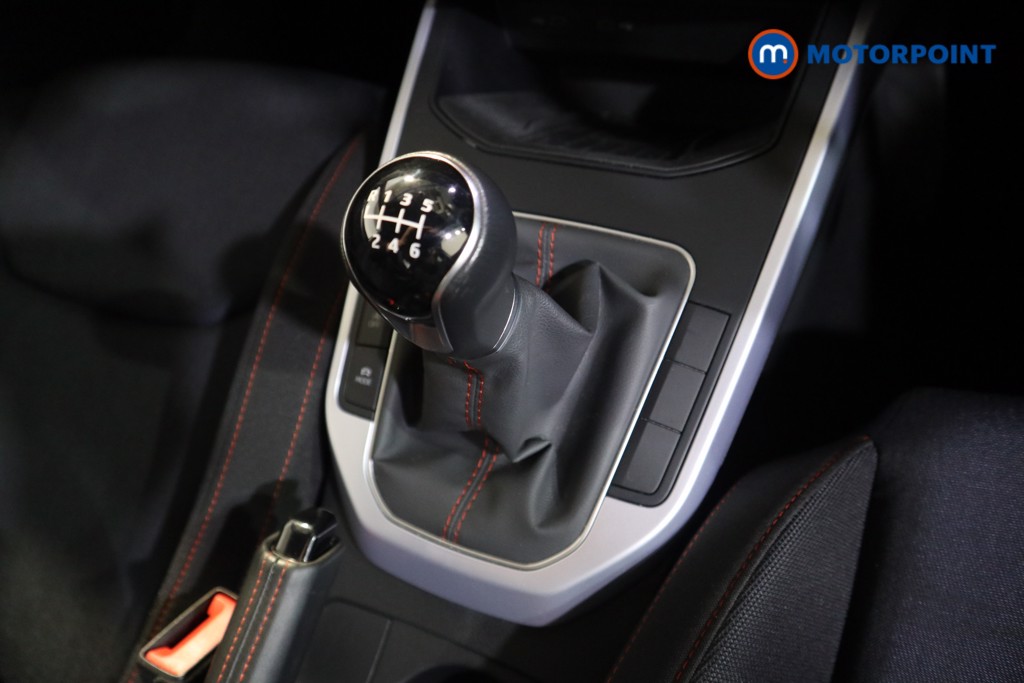 Seat Arona FR Manual Petrol SUV - Stock Number (1590237) - 9th supplementary image