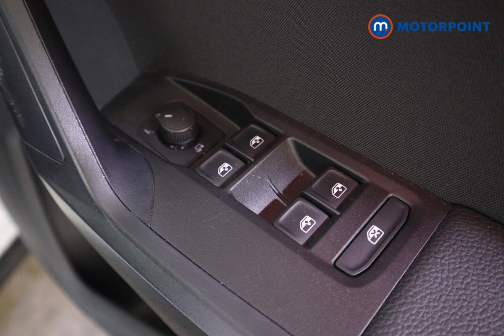 Seat Arona FR Manual Petrol SUV - Stock Number (1590237) - 11th supplementary image