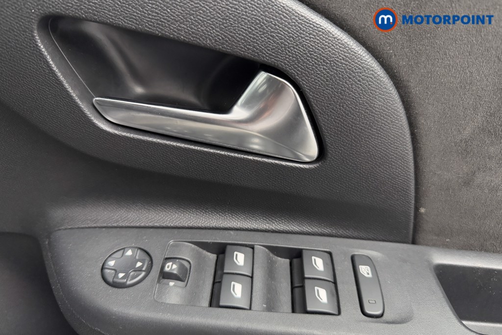 Vauxhall Corsa Ultimate Automatic Petrol Hatchback - Stock Number (1590285) - 18th supplementary image